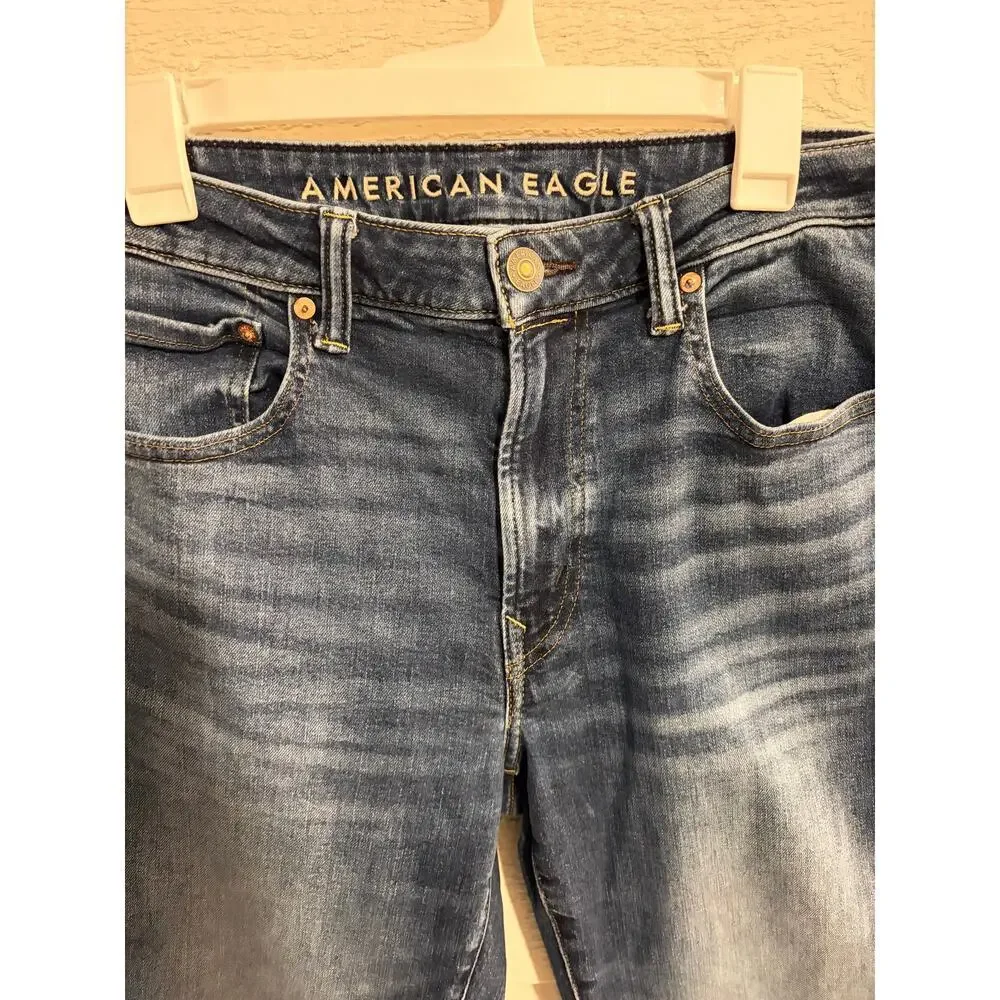 American Eagle Airflex+ Athletic Straight Jeans Medium Wash Stretch Denim 33x32 - Picture 4 of 10